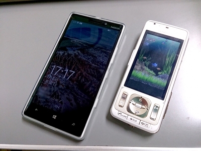 Lumia 930 & SO905iCS