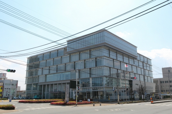 201503iwakuni_cityhall-1.jpg